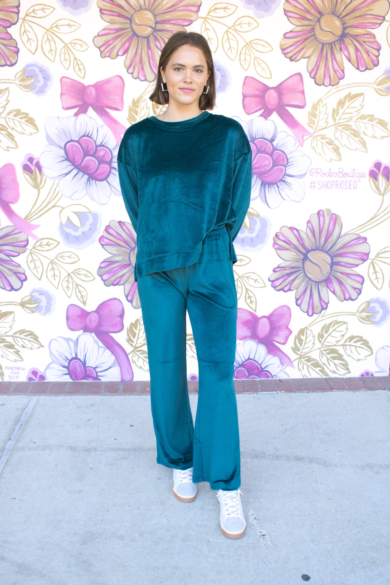 Flare Up Velour Pant