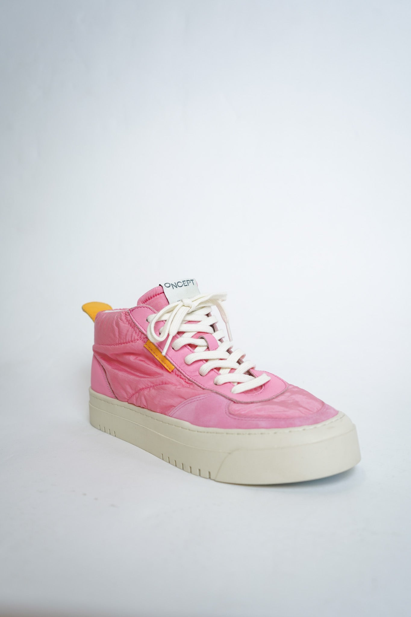 Los Angeles Sneaker