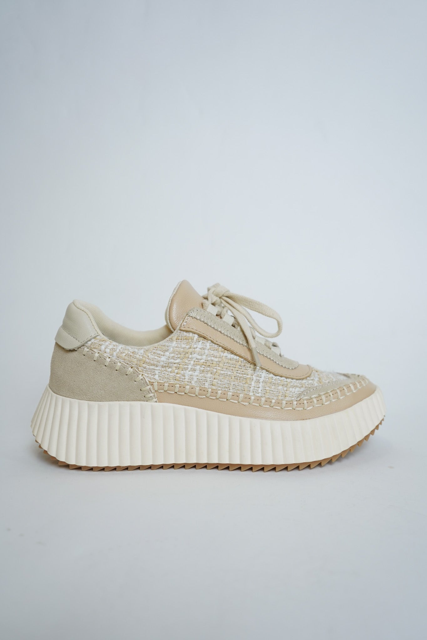 Dolen Sneaker