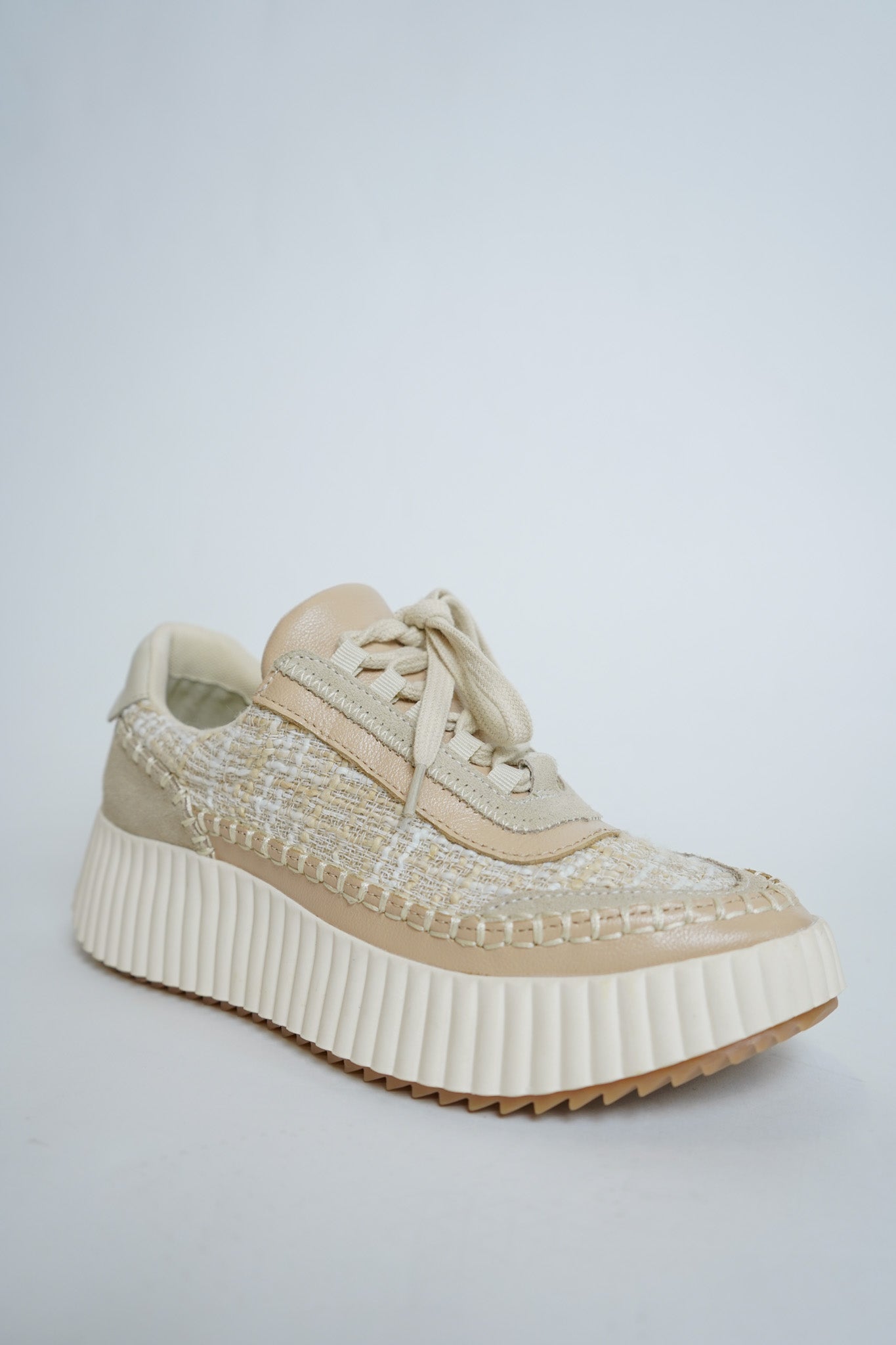 Dolen Sneaker