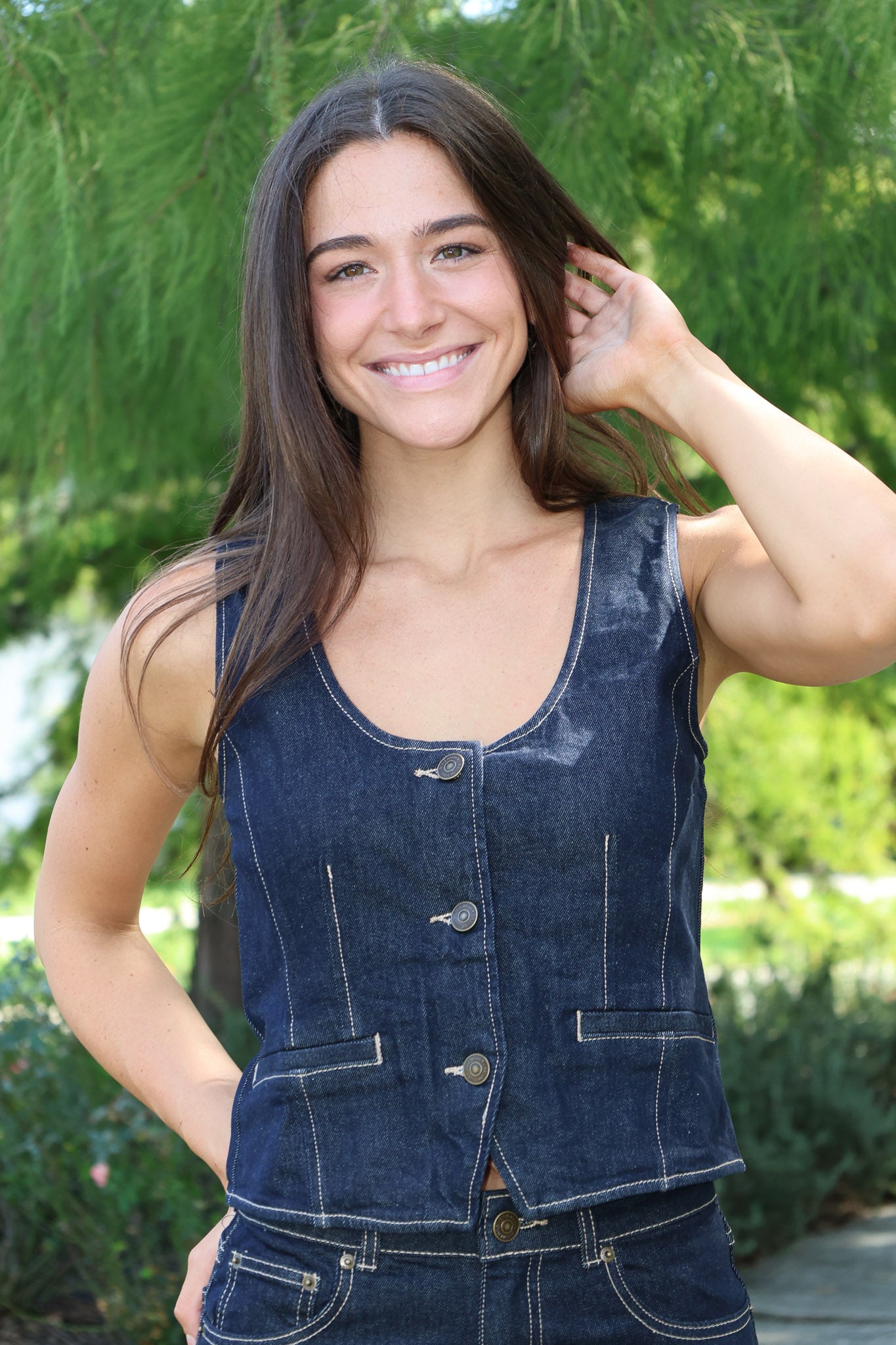 Steve Madden Fontana Sleeveless Vest Scoop Neck Denim Top - Indigo Haze 
