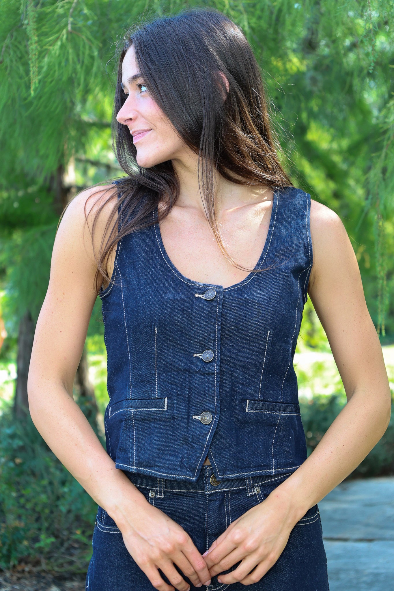 Steve Madden Fontana Sleeveless Vest Scoop Neck Denim Top - Indigo Haze 