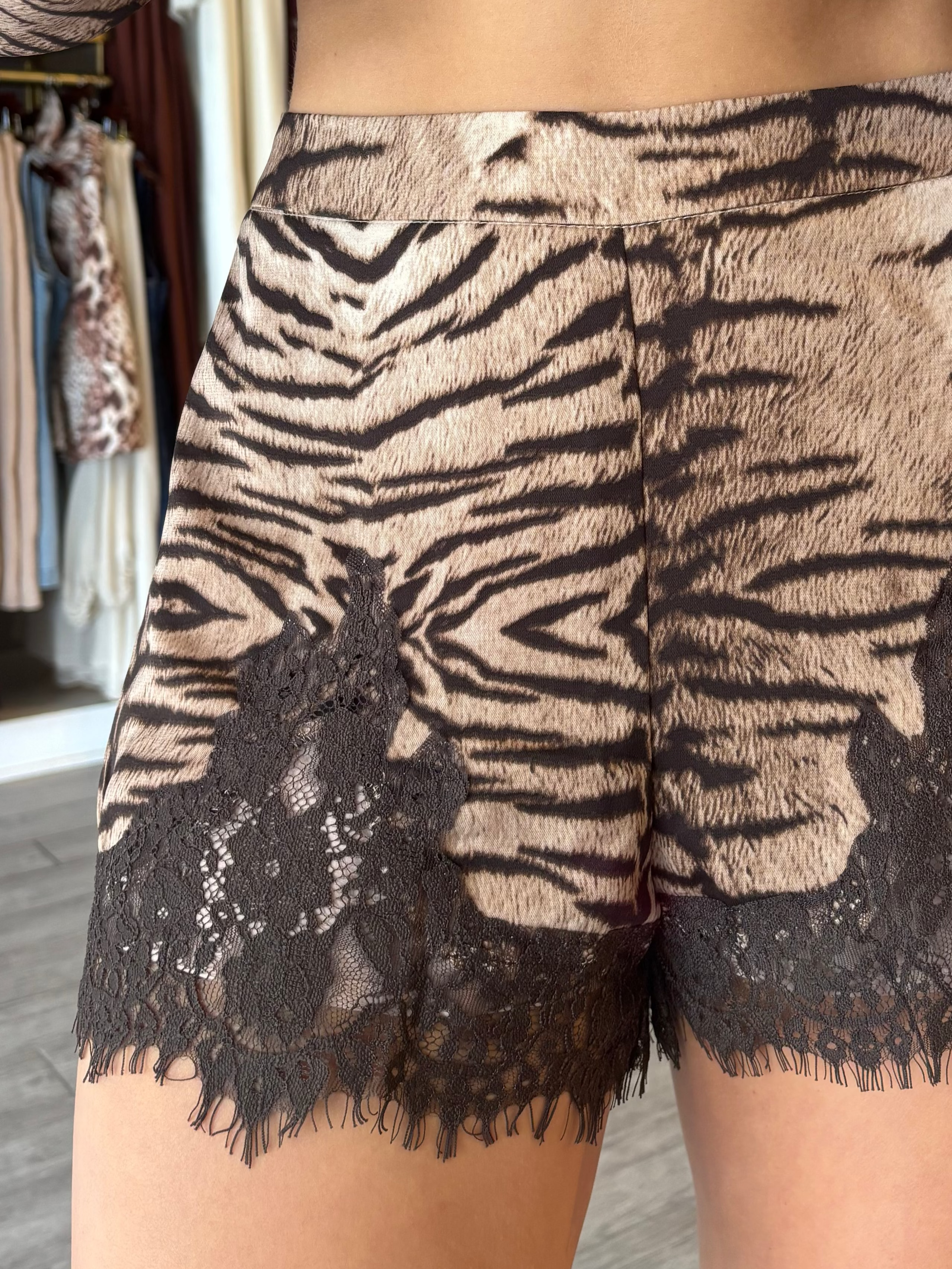 Tess Tiger Set