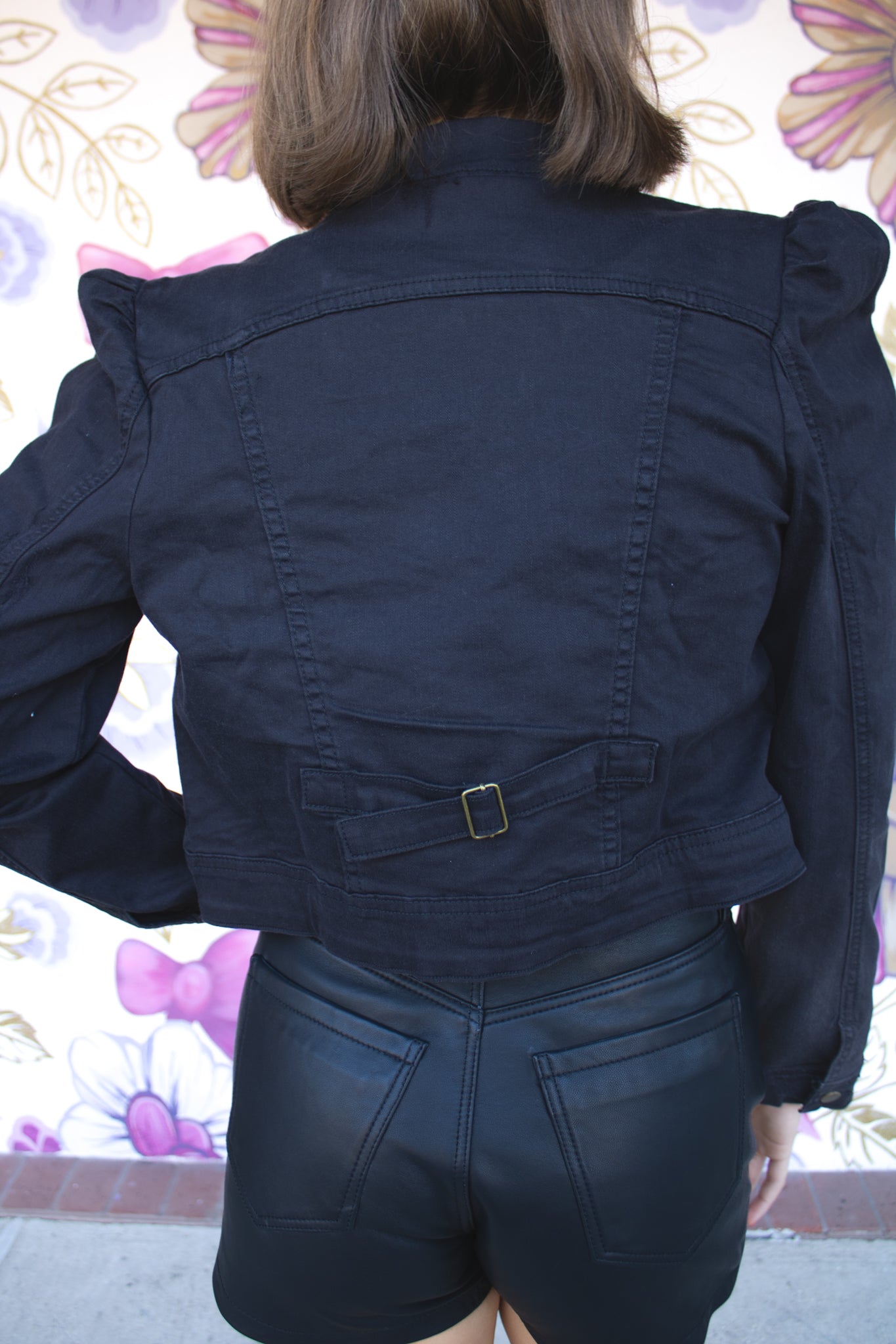 Women's Fashion Short Denim Jacket Puff Sleeve Denim Jacket | Short women  fashion, Shorts outfits women, Fashion clothes women