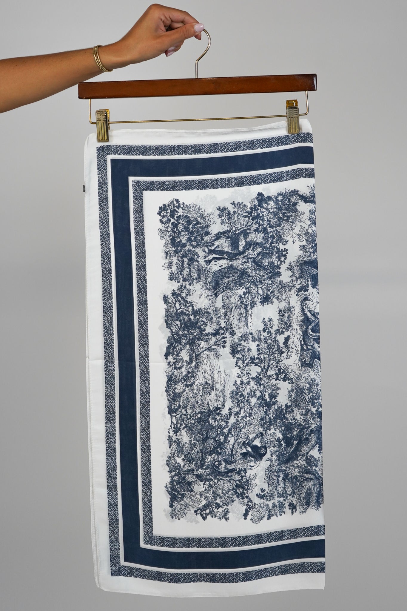 Toile Scarf - Navy