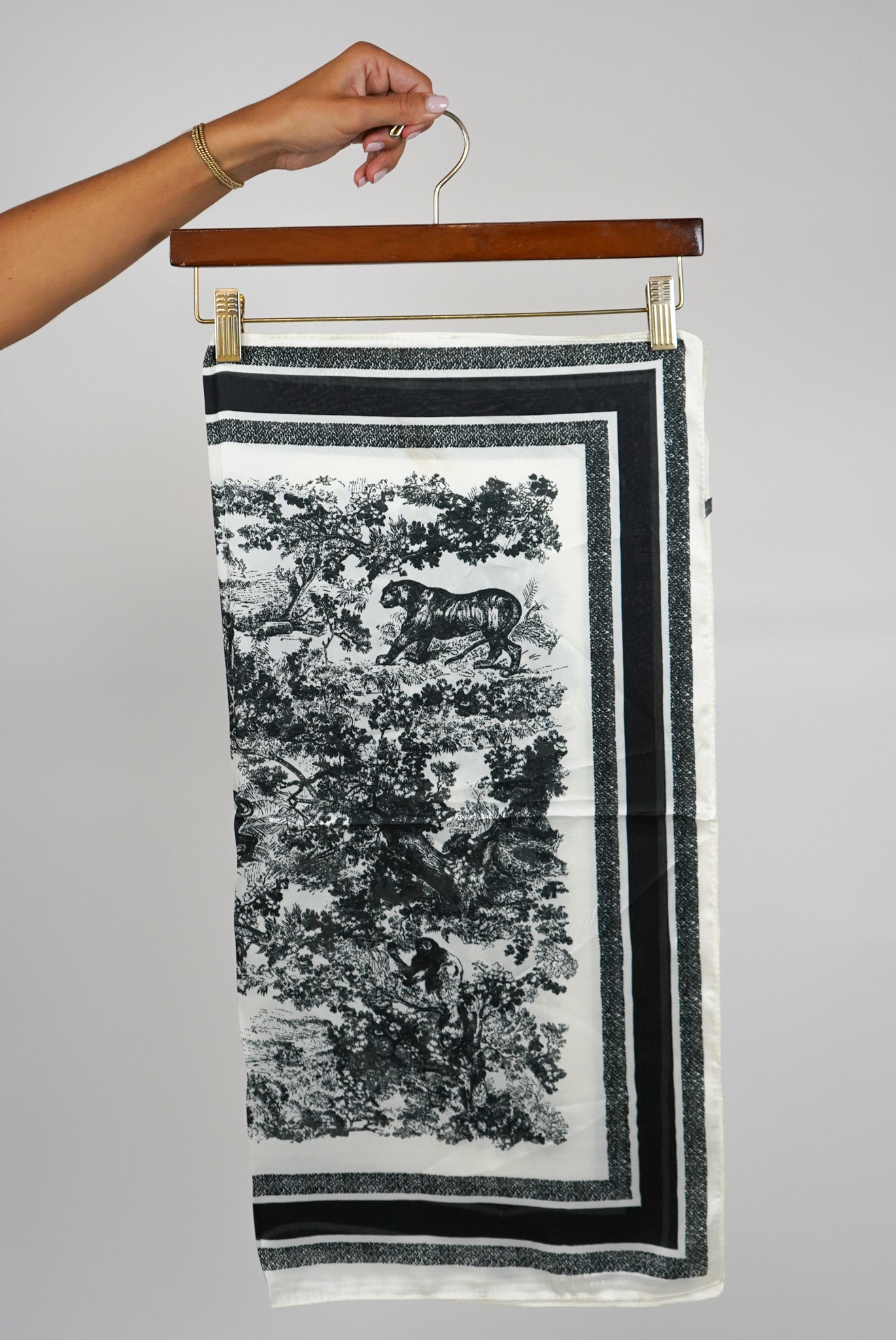 Toile Scarf - Black